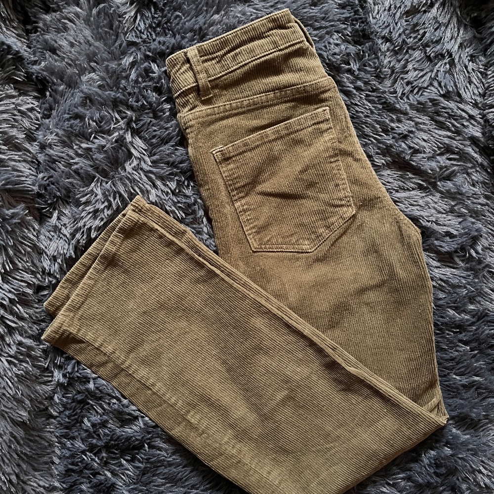 H&M Tan Straight Leg Jeans Versatile Casual Style